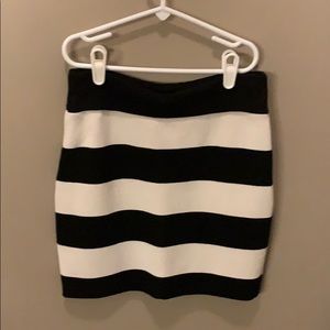 Theory black and white striped bandage skirt